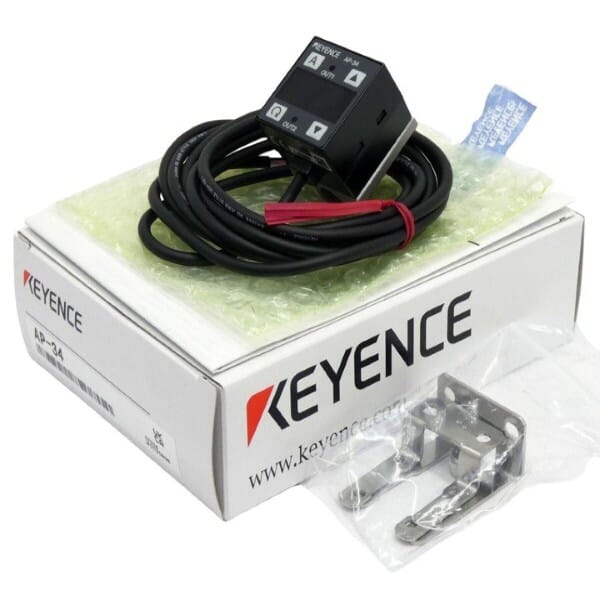 Keyence AP-34 Two-Color Digital Display Pressure Sensor, Main Unit, NPN