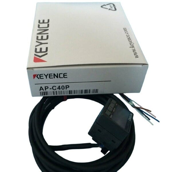 Keyence AP-C40P Digital Pressure Sensor with 2-Color Display, Amplifier Unit PNP