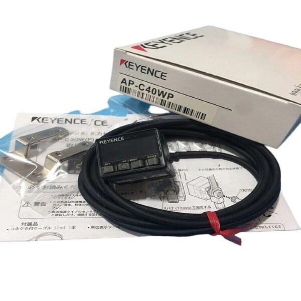 Keyence AP-C40WP Digital Pressure Sensor w/ 2-Color Display, Amplifier Unit PNP